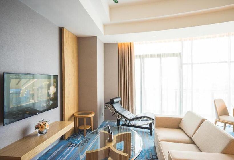 Президентский Люкс, Zenith Hotel Putrajaya