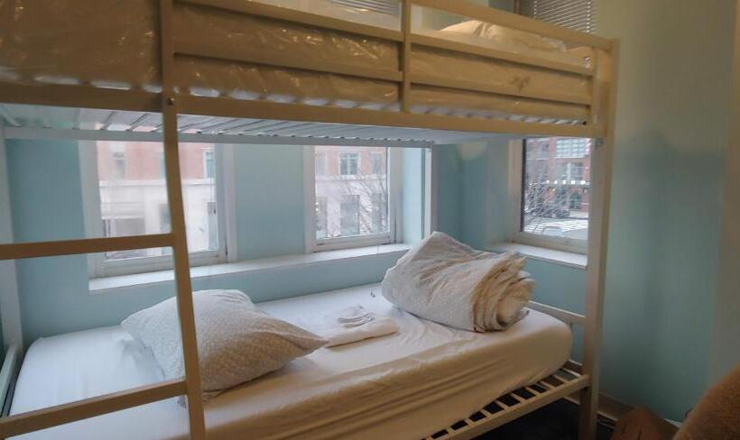 غرفة سوبيريور فردية, U Street Capsule Hostel