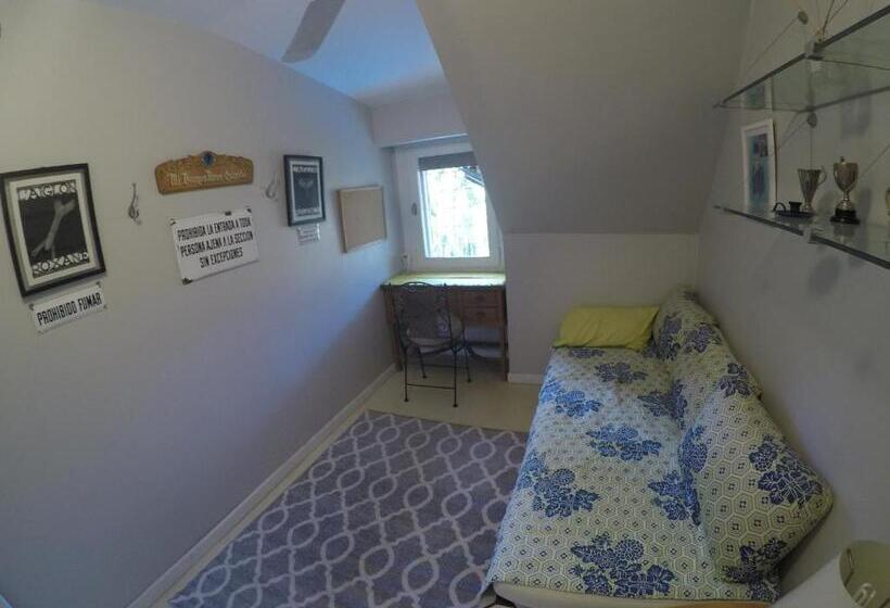 Одноместный Номер Вид на Сад, Deaf Twins Bed/breakfast