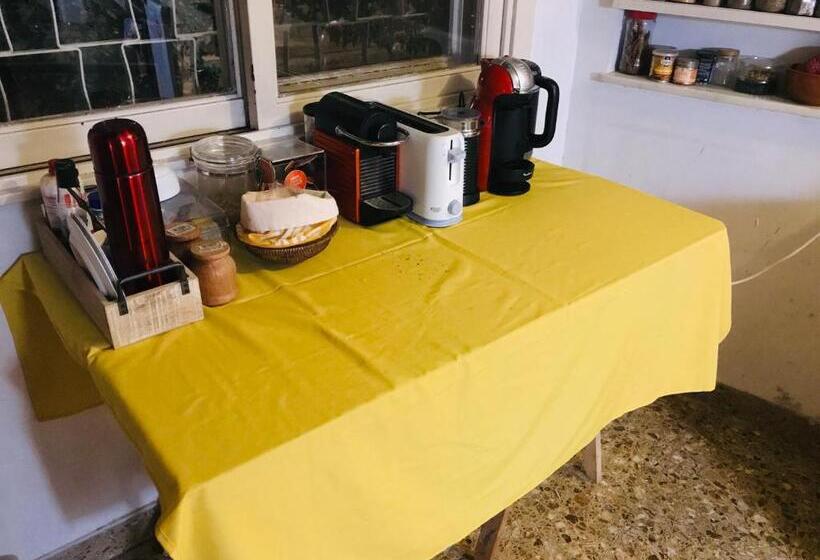 Одноместный Номер Вид на Сад, Deaf Twins Bed/breakfast