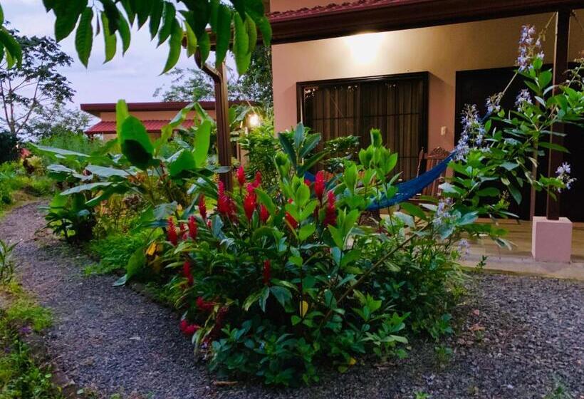 Четырехместный Номер Стандарт, Villa Tucan