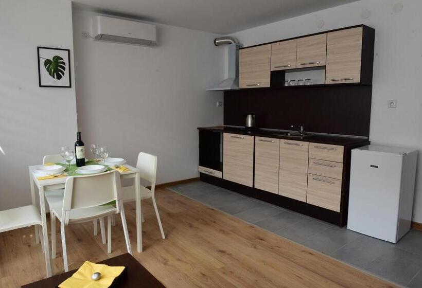 Апартаменты 1 Спальня, Active Apartments