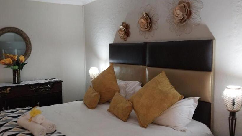 ガーデンビュースイート, Vetra Amour Guesthouse