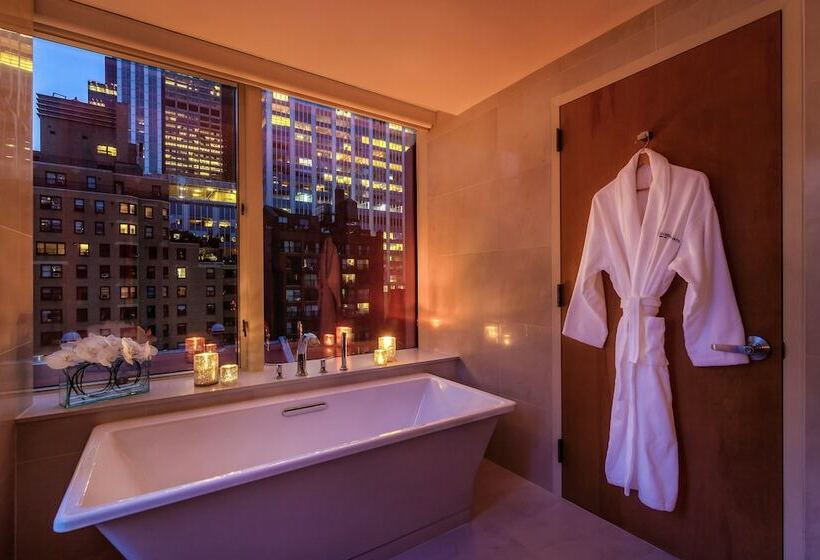سوییت لوکس, Concorde Hotel New York