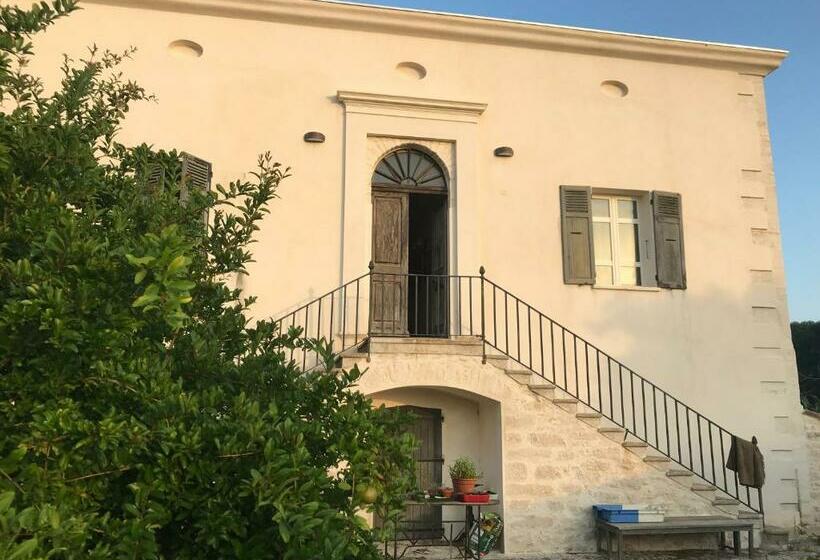 اتاق استاندارد, A Loghja Di Cavallo Morto