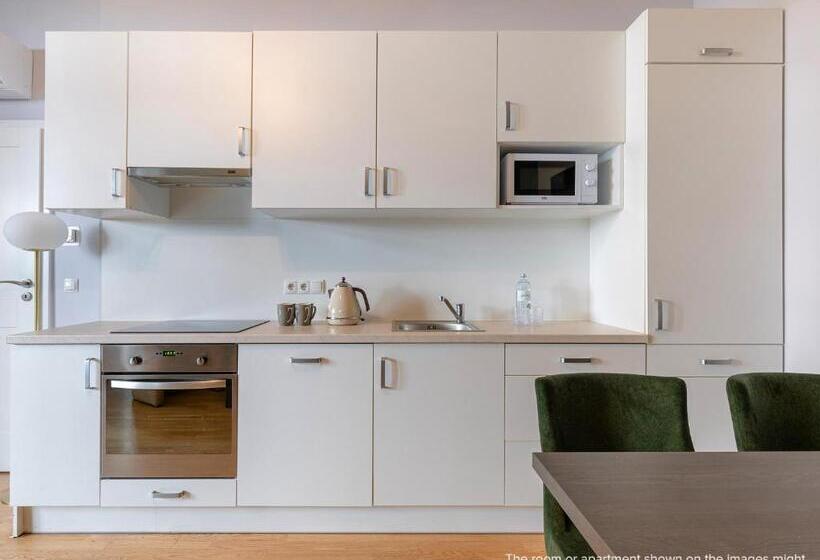 آپارتمان 1 خوابه با بالکن, Numa I Strauss Apartments