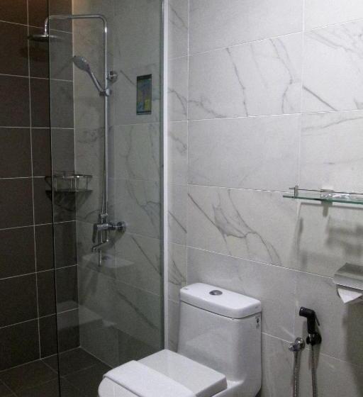 Трехместный Номер Deluxe, The Loftplaza
