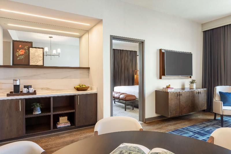 Номер Deluxe, The Loftplaza