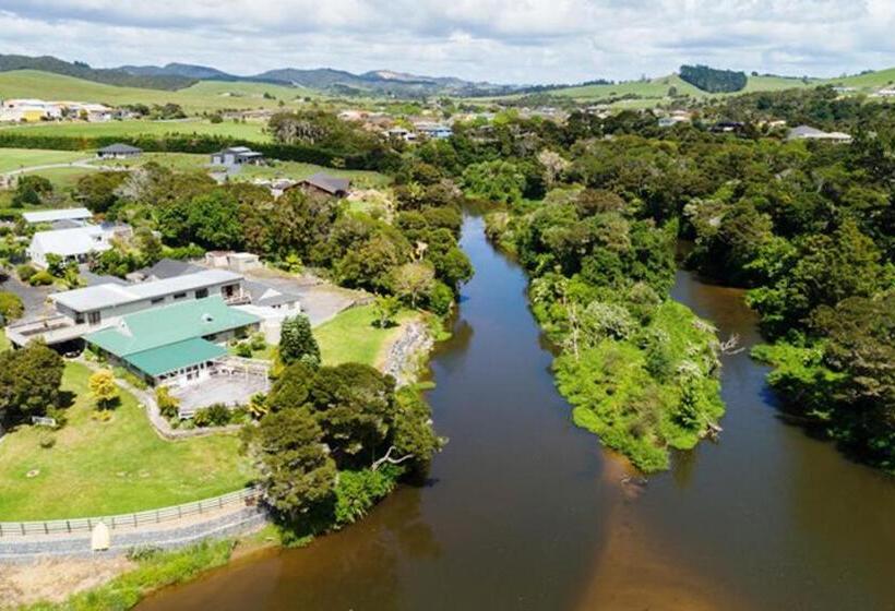 Номер Стандарт, Riverside Lodge Paihia