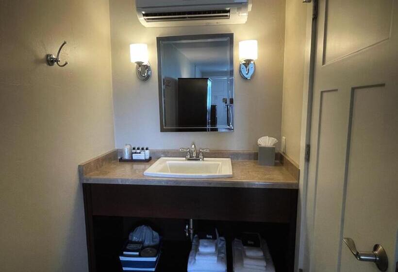 标准间, The Water Street Inn