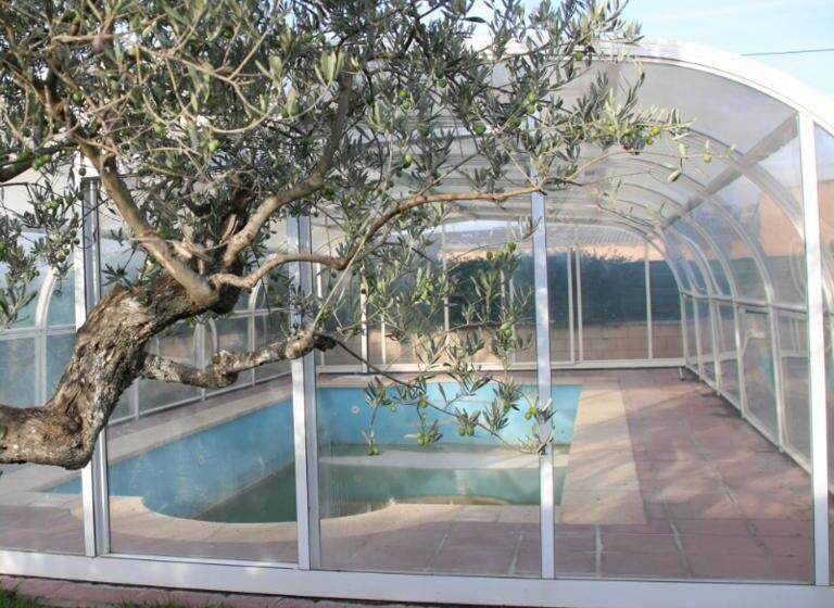 Дом 1 Спальня, Hostal Burgalés