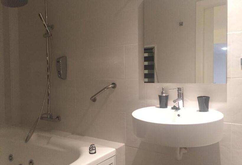 Апартаменты Deluxe 1 Спальня, Apartahotel Baldiri