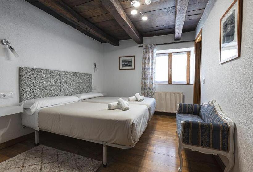 Номер Стандарт Индивидуальный, Hostal Etxeberri