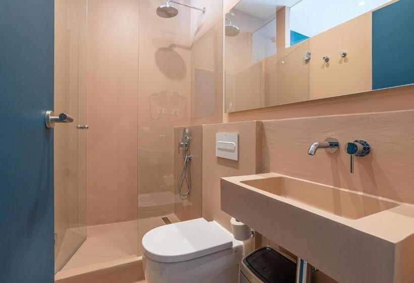اتاق استاندارد با بالکن, Hostal Sol Y K