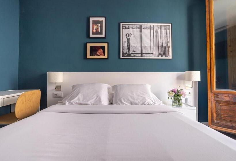 اتاق استاندارد با سرویس بهداشتی مشترک, Hostal Sol Y K