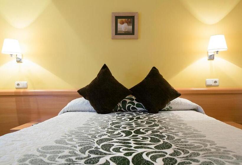 Quarto Estandar, Pensión Nuevas Artes