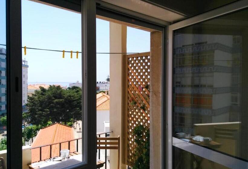 اتاق استاندارد با تختخواب دوطبقه و حمام مشترک, As Mimosas