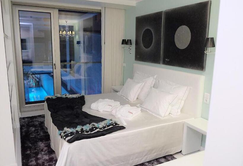 Номер Deluxe с Балконом, House Barra Beach