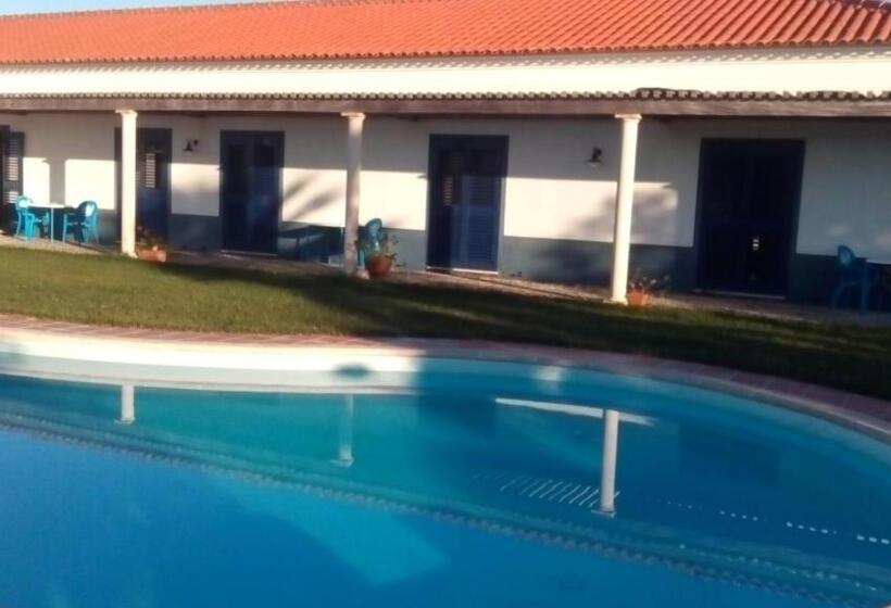 Люкс Вид на Бассейн, Monte Das Beatas   Alojamento Local
