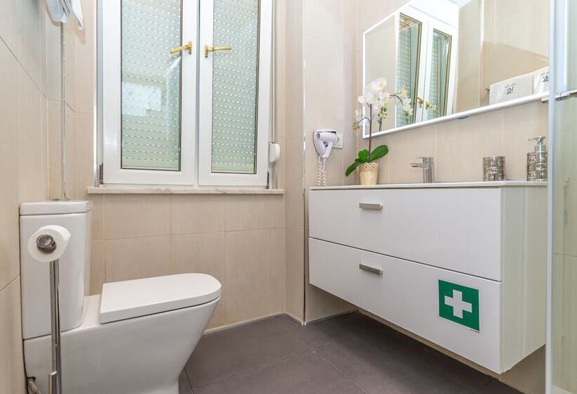 Апартаменты Comfort 2 Спальни, Villa Rio Guest House Suites
