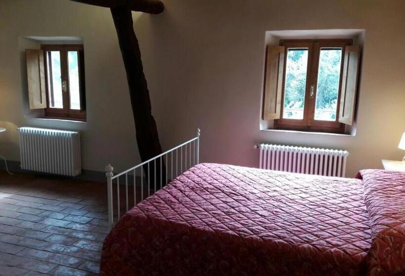 اتاق راحتی سه تخته, La Tenuta Di Castelvecchio