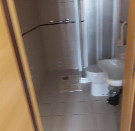 Quarto Estandar Banheiro Compartilhado, Areia Da Foz