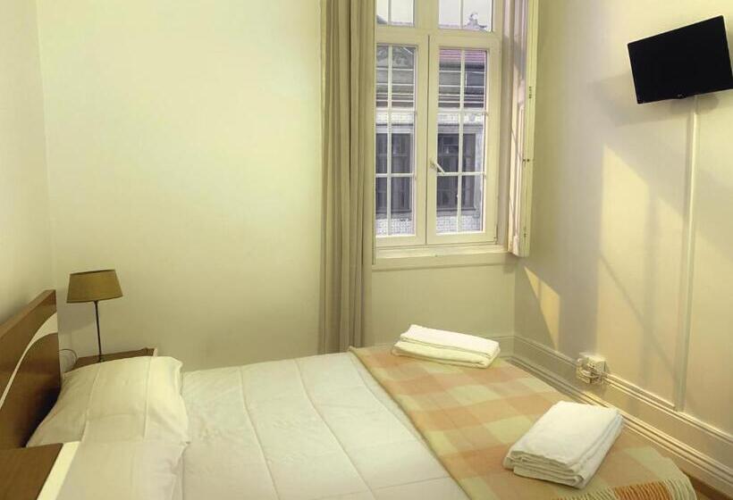 اتاق اکونومی, Guesthouse Tricana De Aveiro