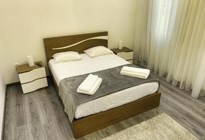 سوییت لوکس, Guesthouse Tricana De Aveiro
