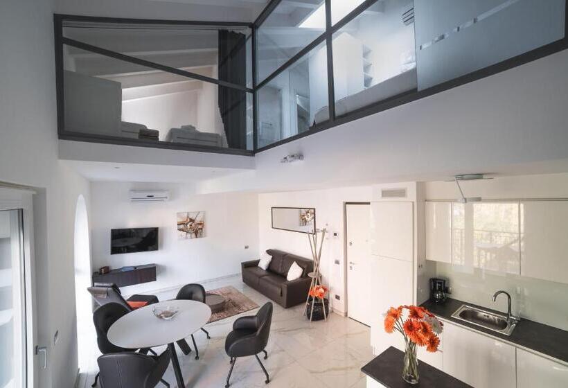Номер Дюплекс, Yachting Residence