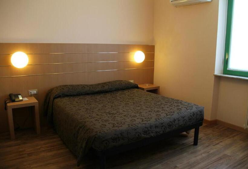 اتاق استاندارد, Albergo Nardini