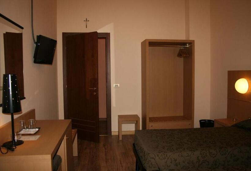 اتاق استاندارد, Albergo Nardini