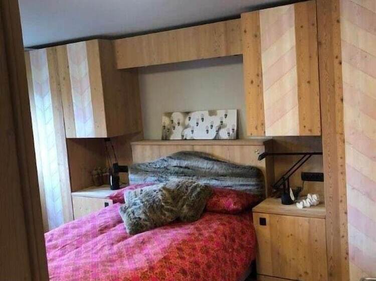 Апартаменты 2 Спальни, Aux Pieds Du Roi  Suite & Spa