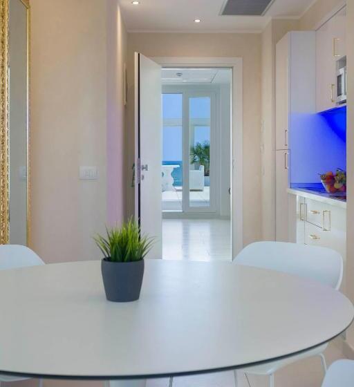 1 Bedroom Penthouse Apartment, White Suite & Apartments