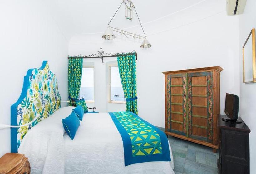 سوییت جونیور, Villa Torre Trasita Luxury Suites