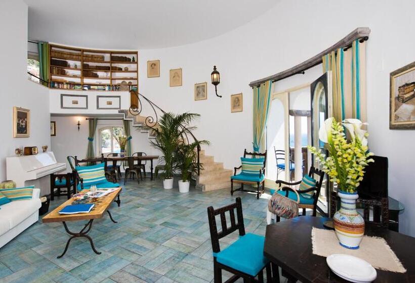 سوییت لوکس, Villa Torre Trasita Luxury Suites