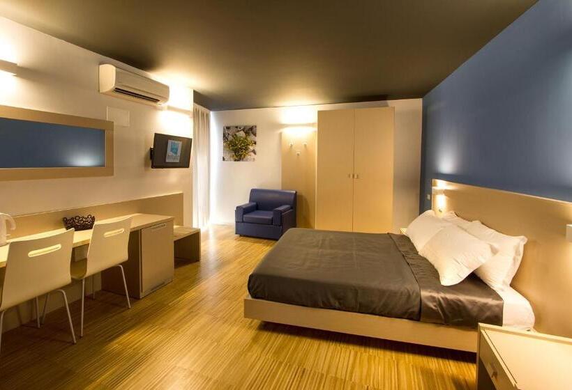 스탠다드 스튜디오, Residence Bleu