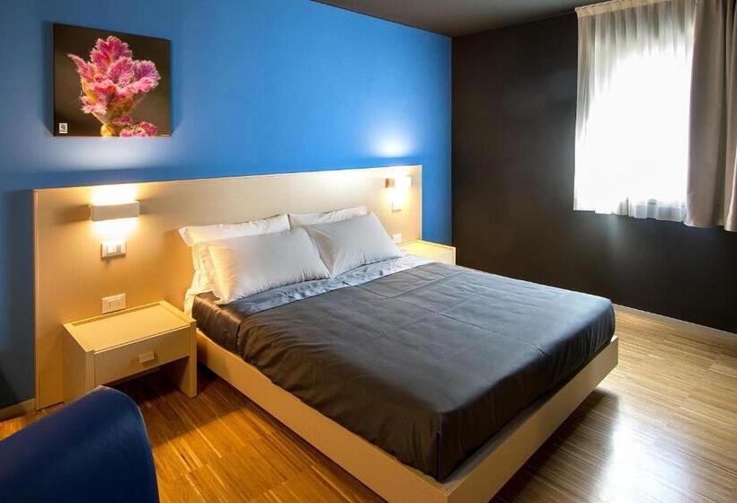 스탠다드 내측 스튜디오, Residence Bleu