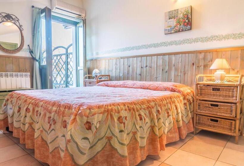اتاق استاندارد سه نفره, Agriturismo Il Quadrifoglio