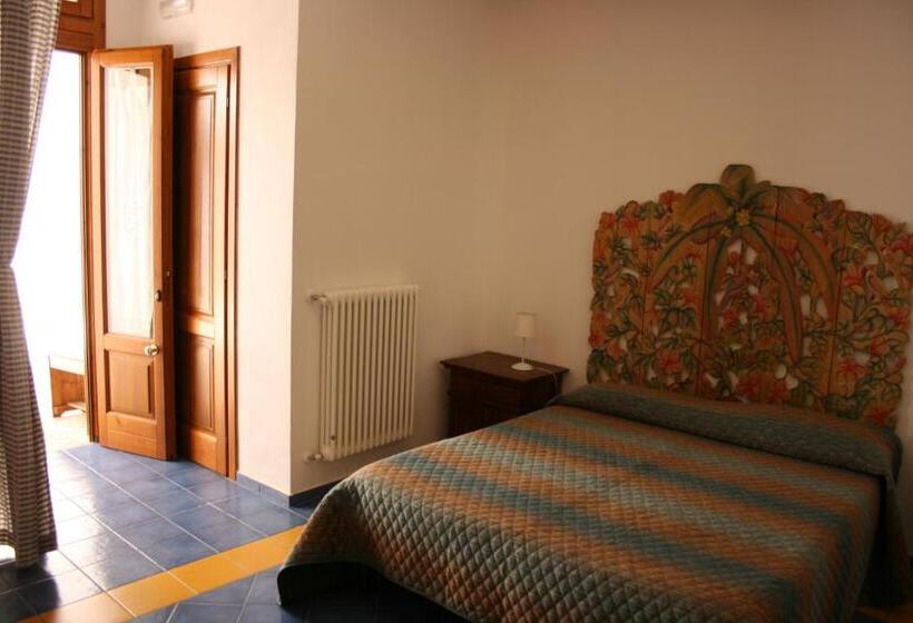 Четырехместный Номер Стандарт, Casina Dei Preti
