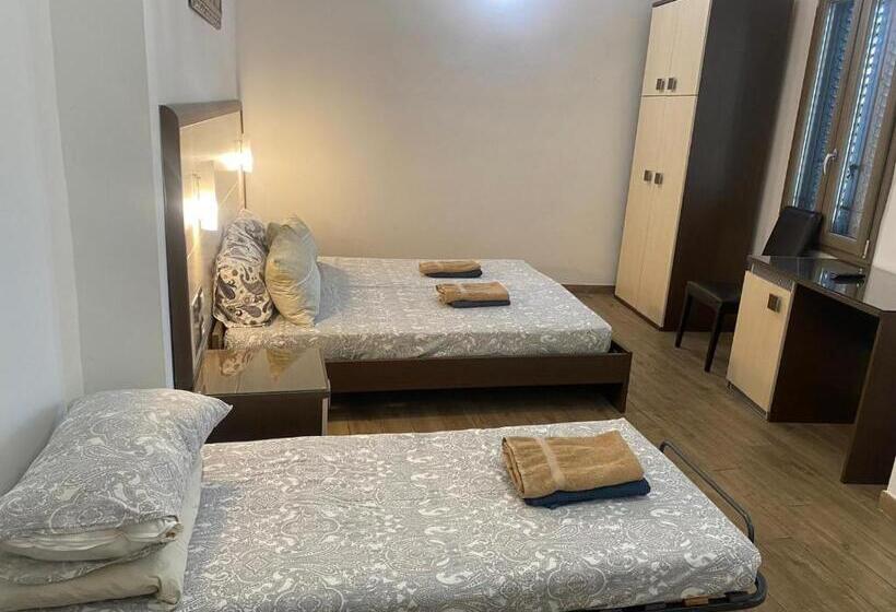 استودیوی استاندارد, Guesthouse Buonarroti Florence