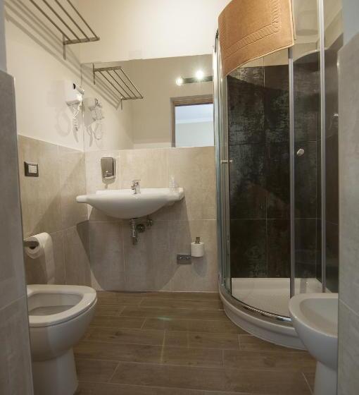 استودیوی استاندارد, Guesthouse Buonarroti Florence