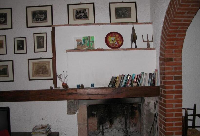 ４ベッドルームハウス, Castello Di Mongiovino