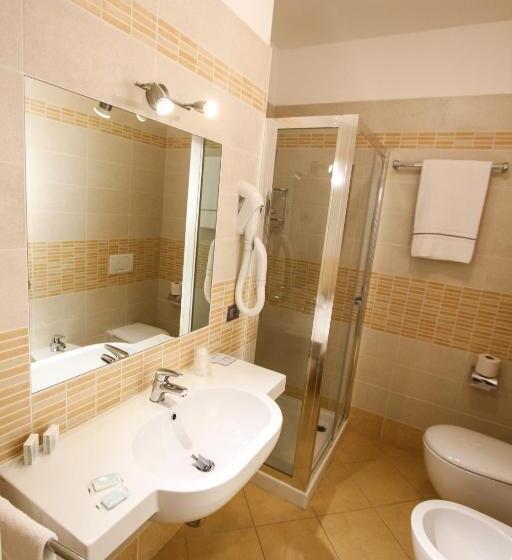 Номер Стандарт, Thai Orchidee Restaurant&rooms