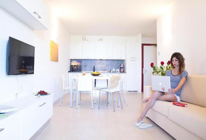 آپارتمان 1 خوابه با چشم‌انداز دریا, Residence Al Bosco