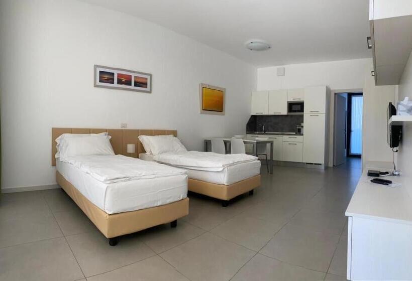 استودیوی استاندارد, Residence Al Bosco