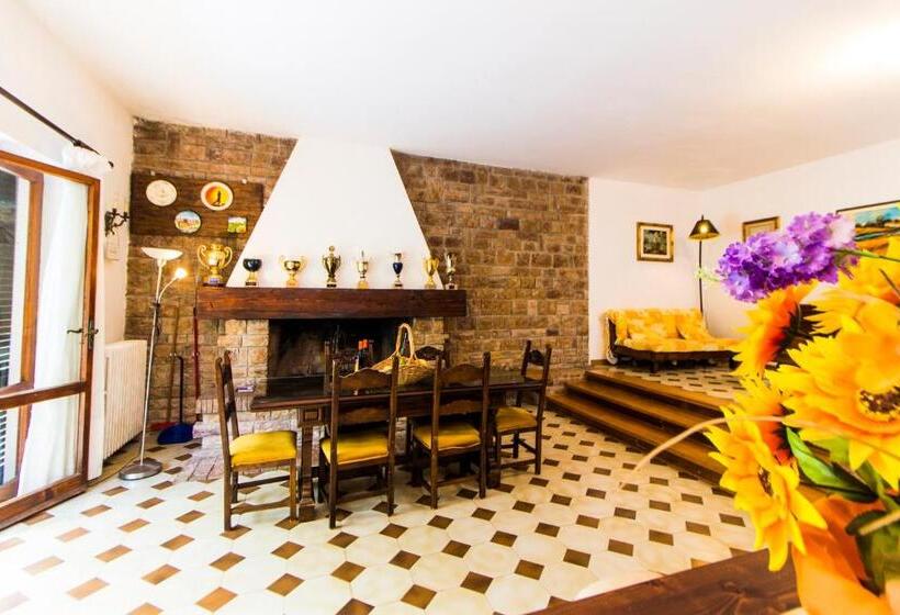 سوئیت با بالکن, Residence Oasis