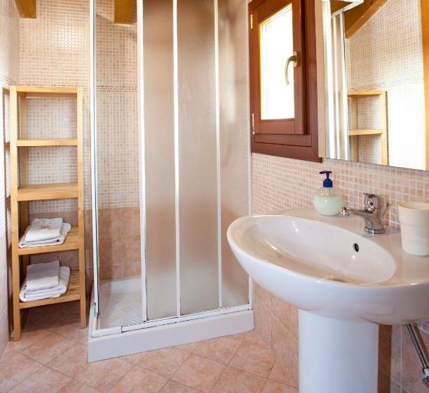 1 Bedroom Penthouse Apartment, Locazioni Turistiche By Max