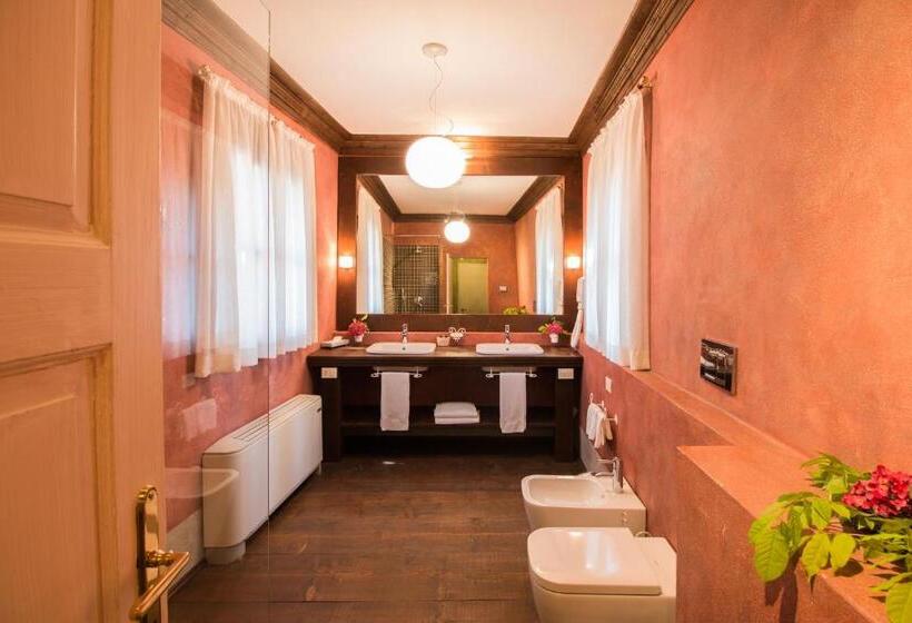 سوییت, Palazzo Castiglioni Luxury Suite And Rooms