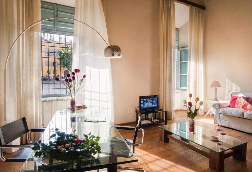 سوییت, Palazzo Castiglioni Luxury Suite And Rooms