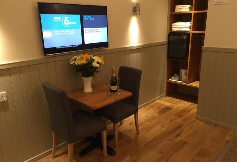 スタンダードルーム, Irvine Bay